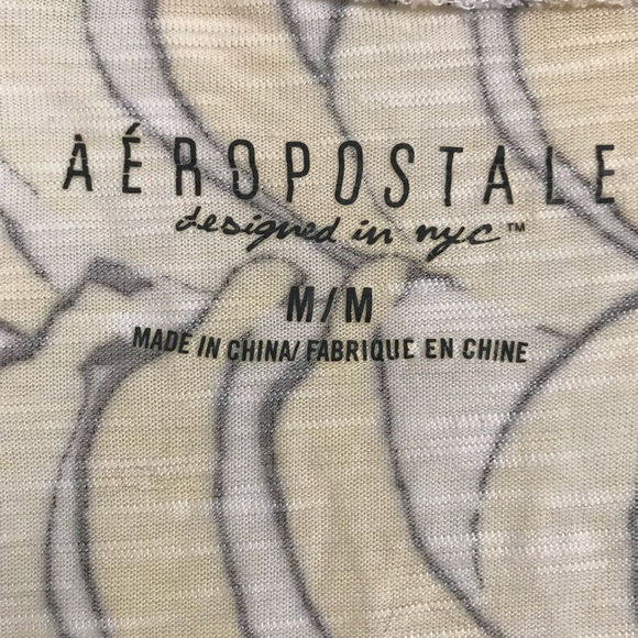 AEROPOSTALE banana short v-neck tee - Picture 5 of 6